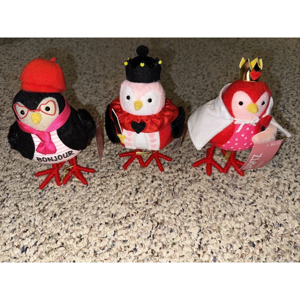 Target Spritz 2023 Valentines Day Bird Friends Set Queenie, Kingsley & Cherie
